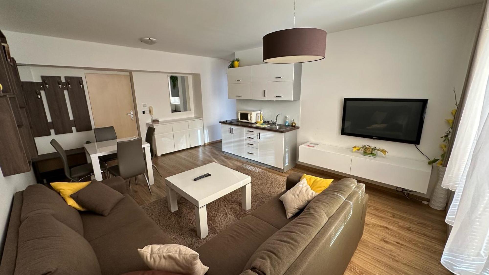2 Room Apartment With Balcony 255, Apartmany Liptov Liptovský Mikuláš Buitenkant foto